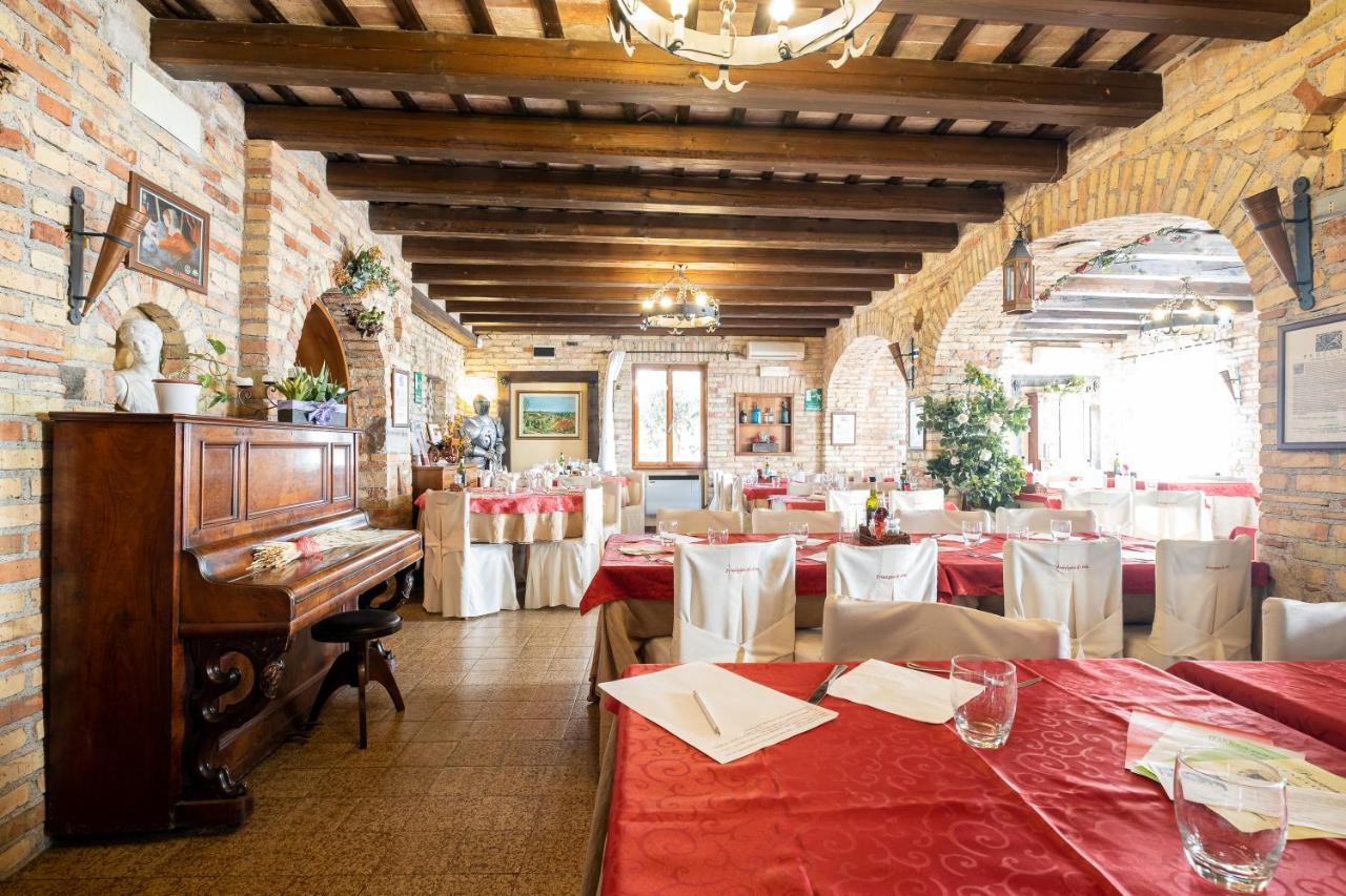 Principato Di Ariis Hotell Rivignano Exteriör bild