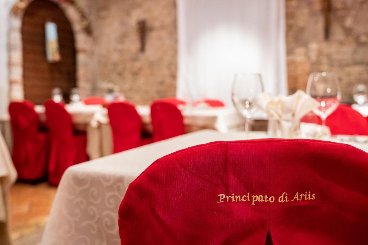 Principato Di Ariis Hotell Rivignano Exteriör bild